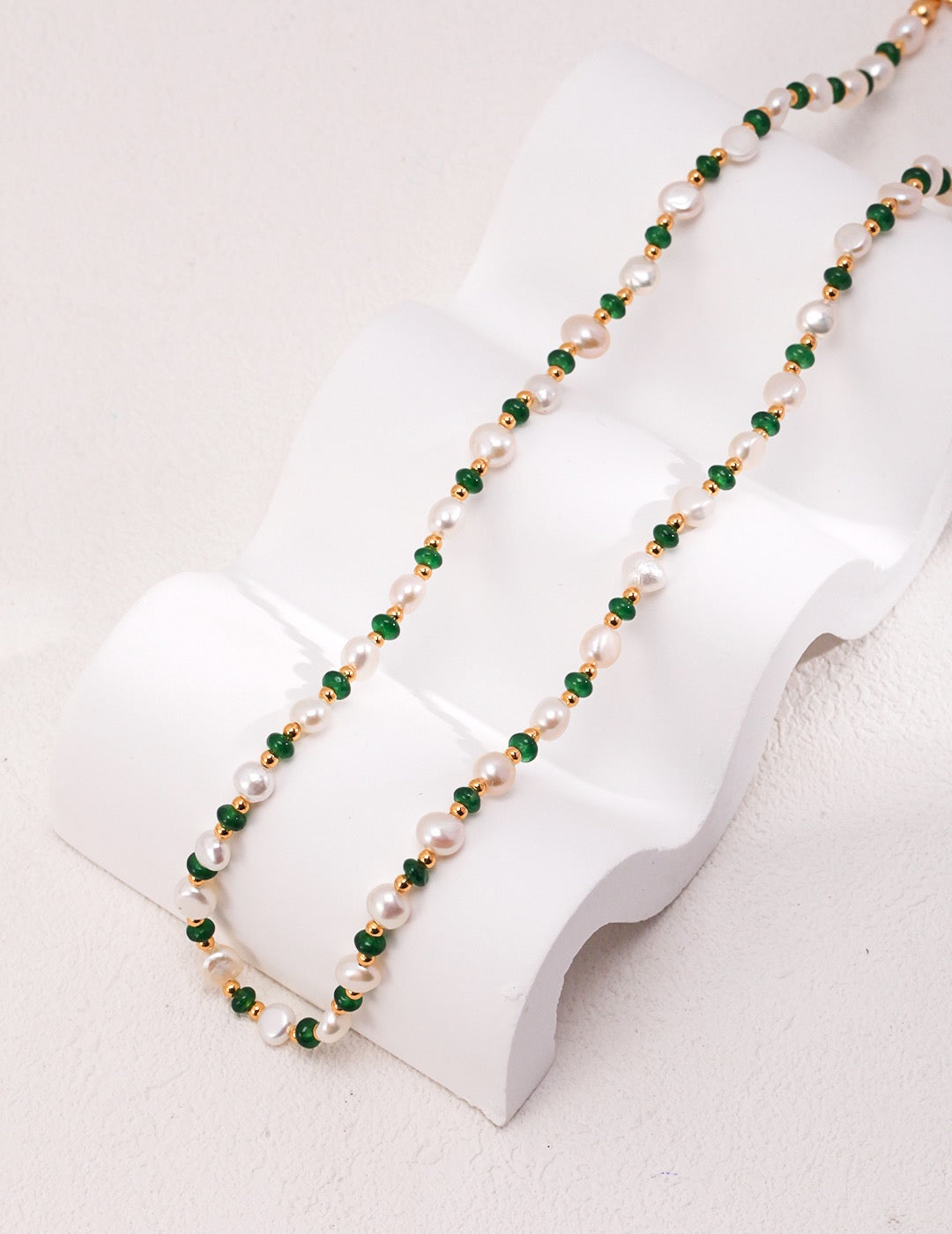 Pearl emerald necklace