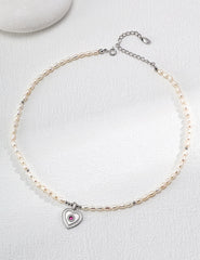 Natural pearl heart pendant necklace