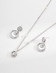 Sterling silver mother shell temperament necklace