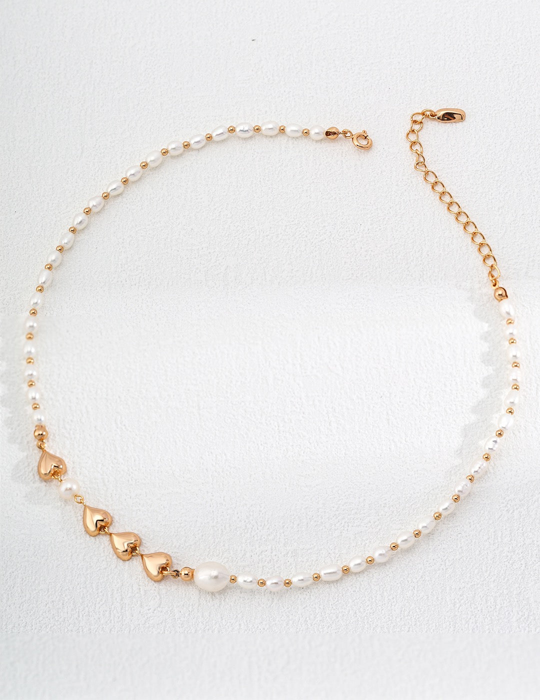 Natural pearl heart necklace