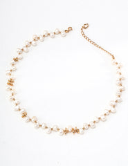 Natural pearl necklace