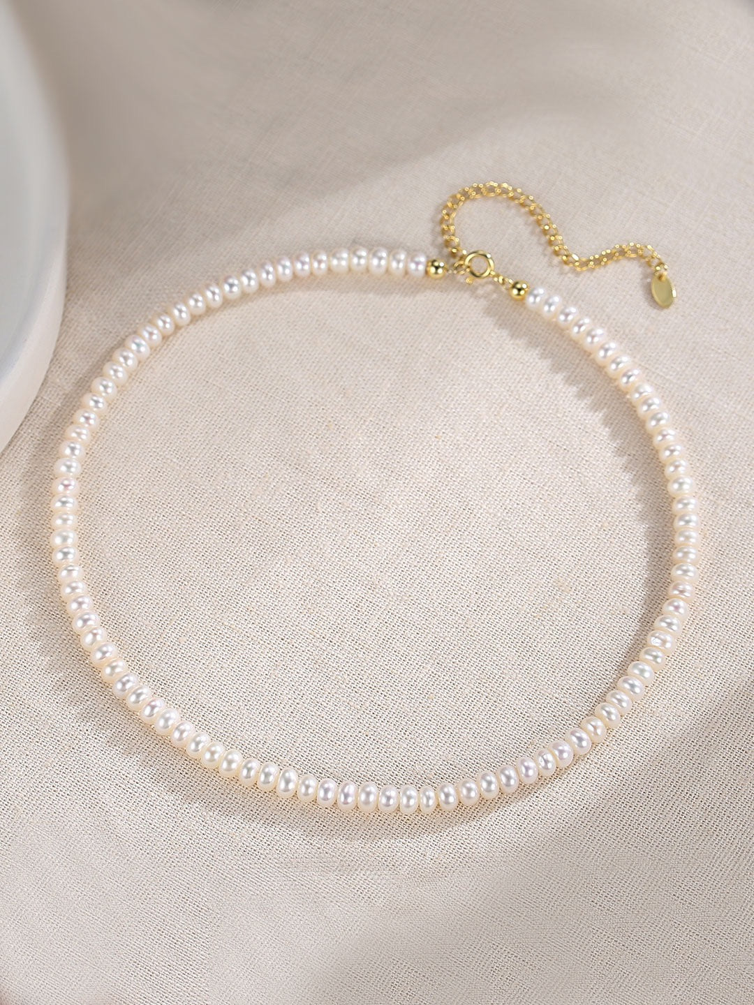 Close-up view of Harper Pearl Necklace and Bracelet Set in S925 Silver with Natural Pearls